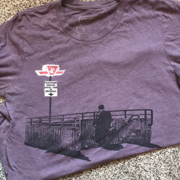 Toronto Spacing Store Tops - 3/$20 🇨🇦 SPACING STORE Small Short Sleeve Tee TTC Toronto Commuter T-Shirt